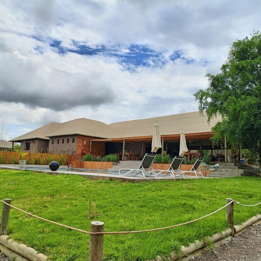 Xhabe Safari Lodge Chobe Muchenje Esterno foto
