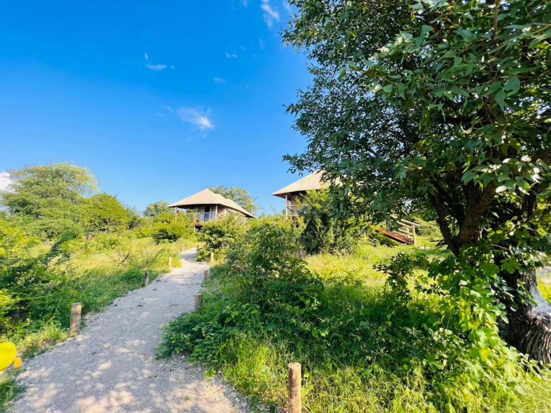 Xhabe Safari Lodge Chobe Muchenje Esterno foto