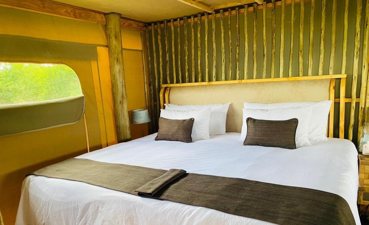 Xhabe Safari Lodge Chobe Muchenje Esterno foto