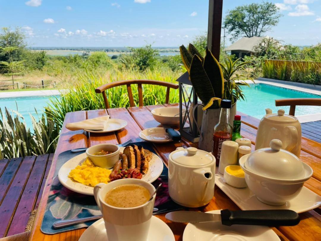 Xhabe Safari Lodge Chobe Muchenje Esterno foto